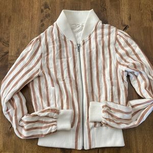 Women’s XS Tularosa Striped Zip Up Sweater with pockets!